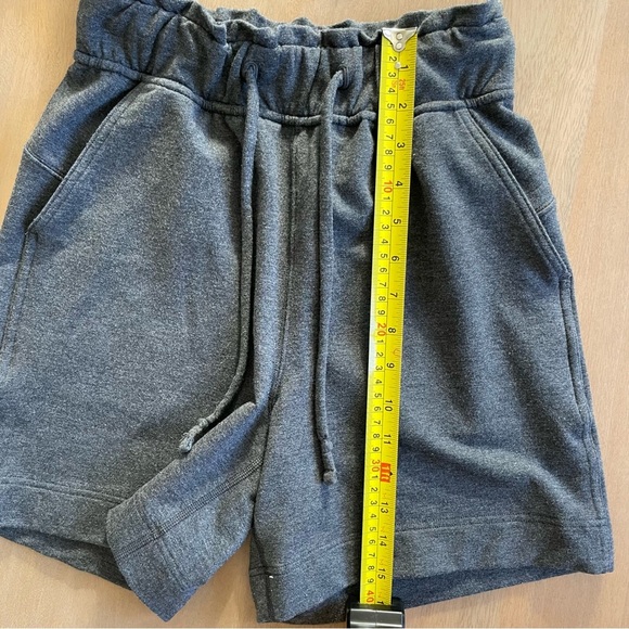Lululemon Athletica Gray Hello Sunday Shorts - Picture 7 of 7
